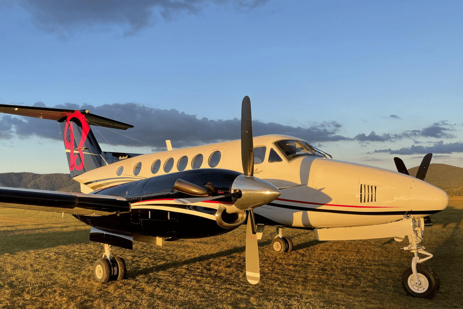 5.-King-Air-B200-250-1